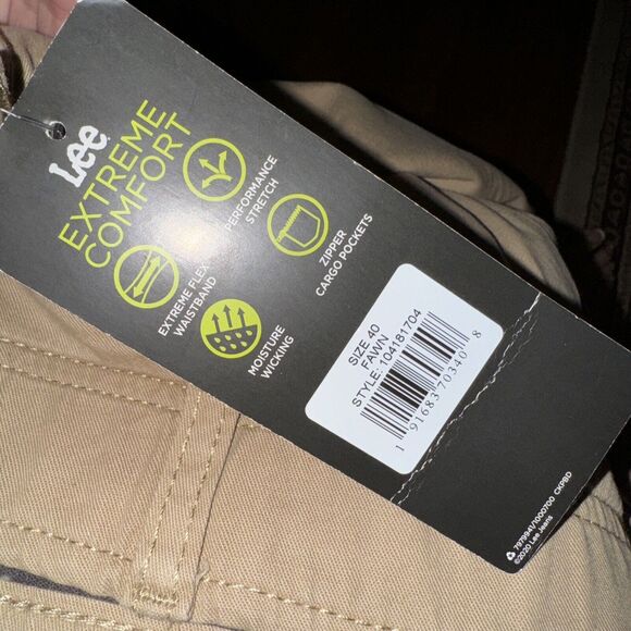 Lee Mens Extreme Motion Cargo Shorts Fawn Tan Brown Size 40 Extreme Comfort - Picture 5 of 5